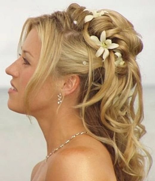 Beautiful Homecoming Hairstyle