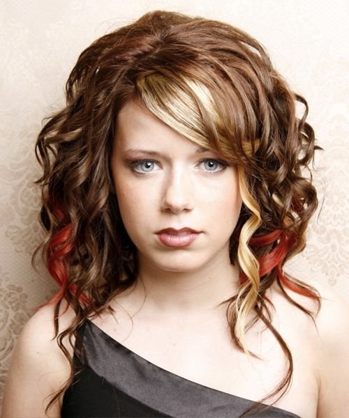 Medium Wavy Hairstyles Bangs