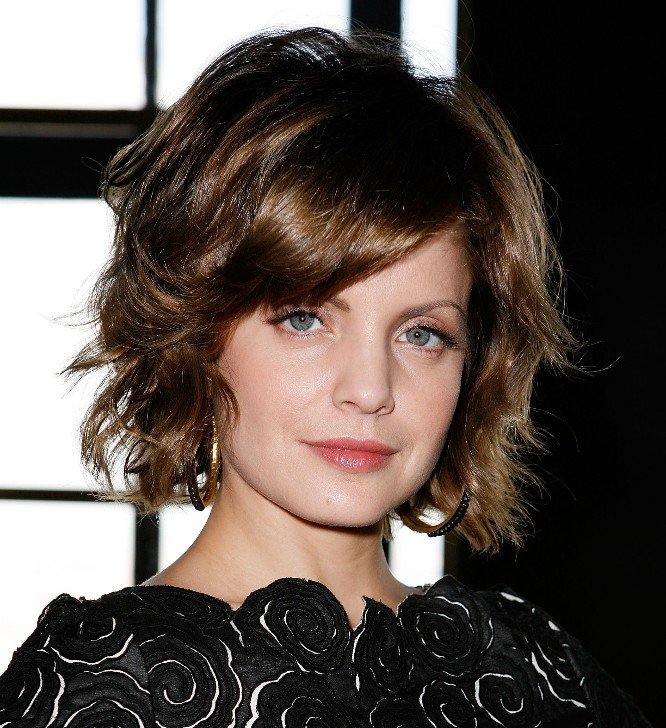 Wavy Bob Hairstyles For Classic