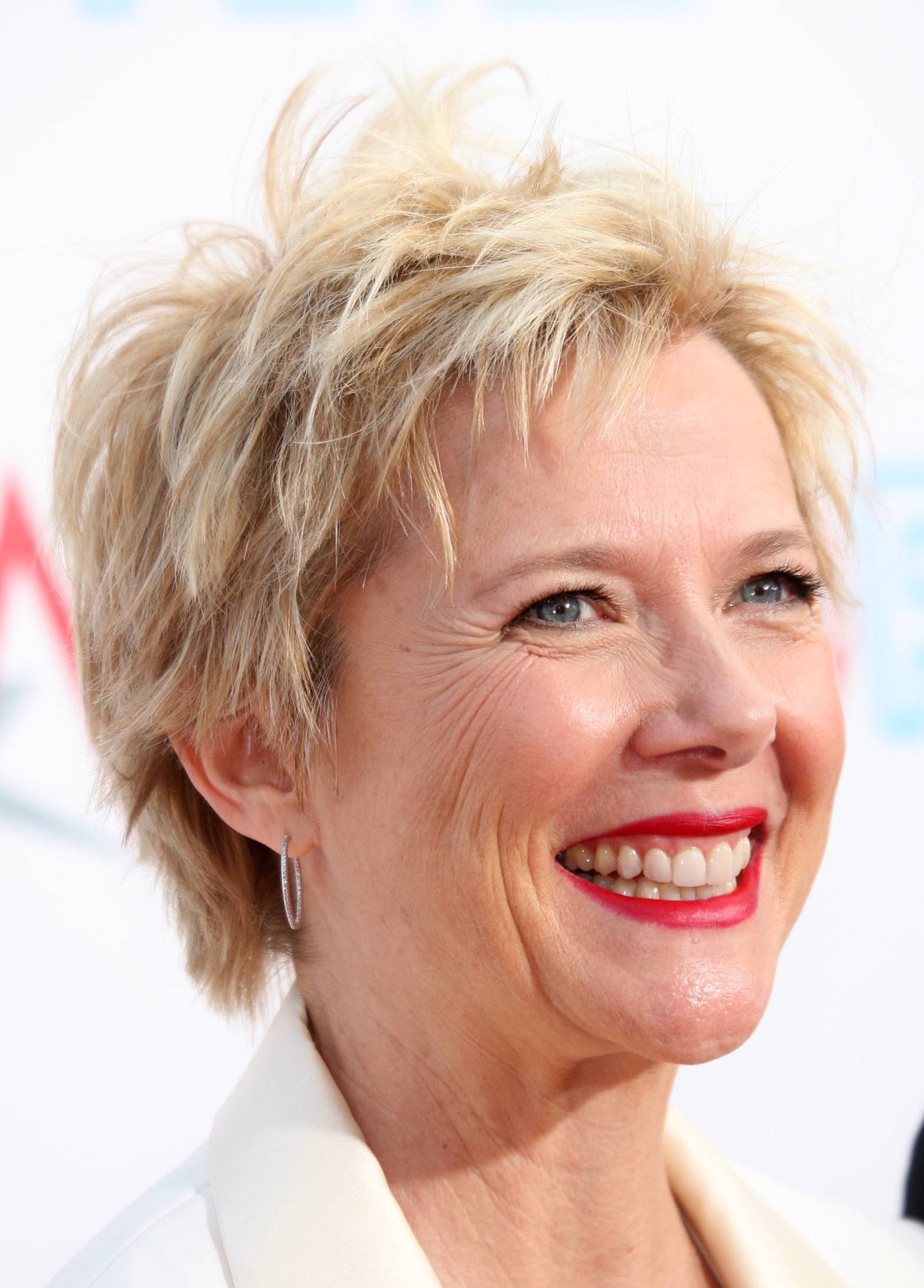 CULVER CITY, CA - JUNE 11: Actress Annette Bening arrives at AFI Lifetime Achievement Award: A Tribute to Michael Douglas held at Sony Pictures Studios on June 11, 2009 in Culver City, California. (Photo by Frederick M. Brown/Getty Images)