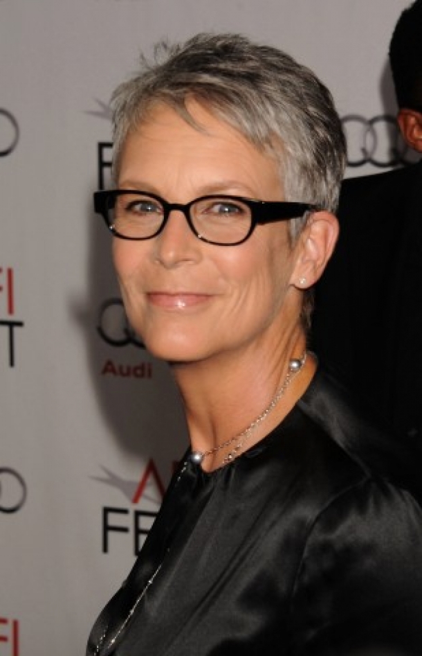 short hairstyles for women over 60 who wear glasses