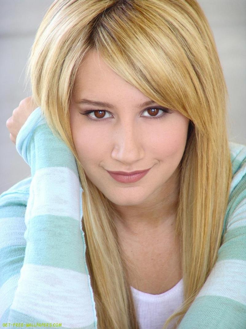 Ashley-Tisdale-Hairstyle