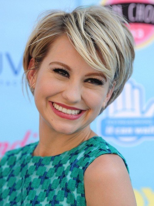 Chelsea Kane's Short Hairstyles