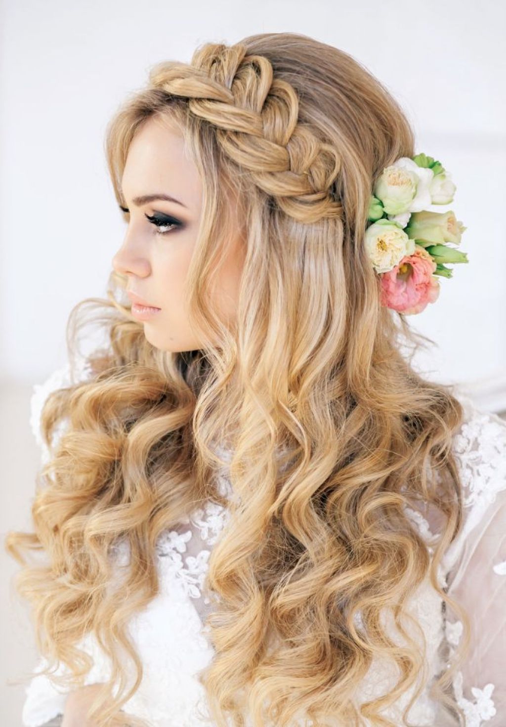 Blonde Prom Hairstyles 80