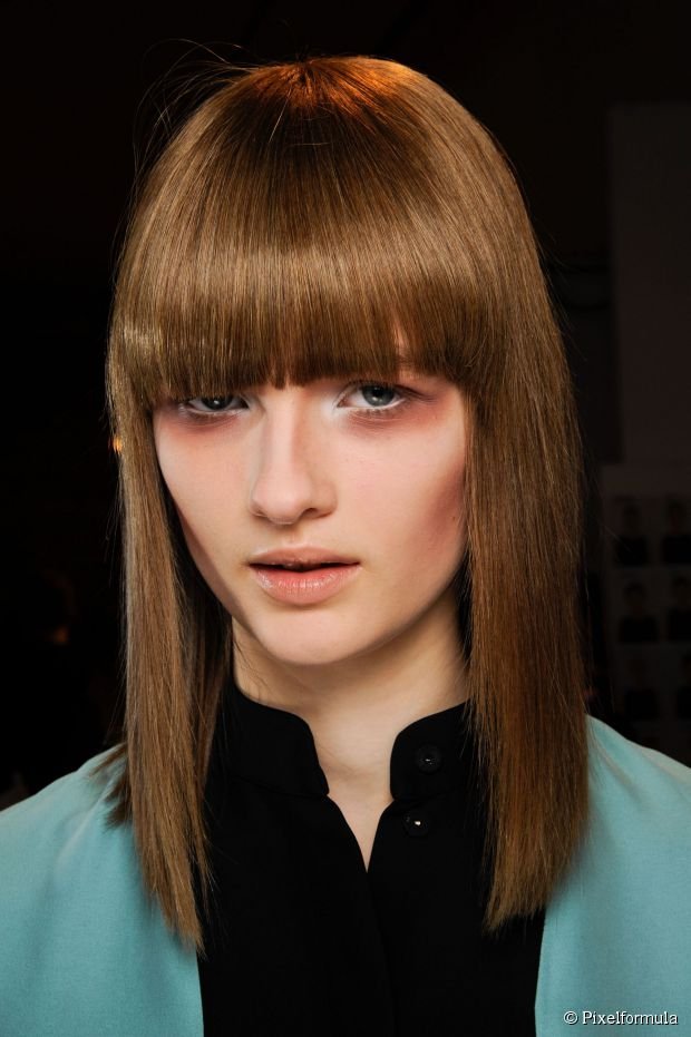 Ultra sleek long hairstyle with short bangs