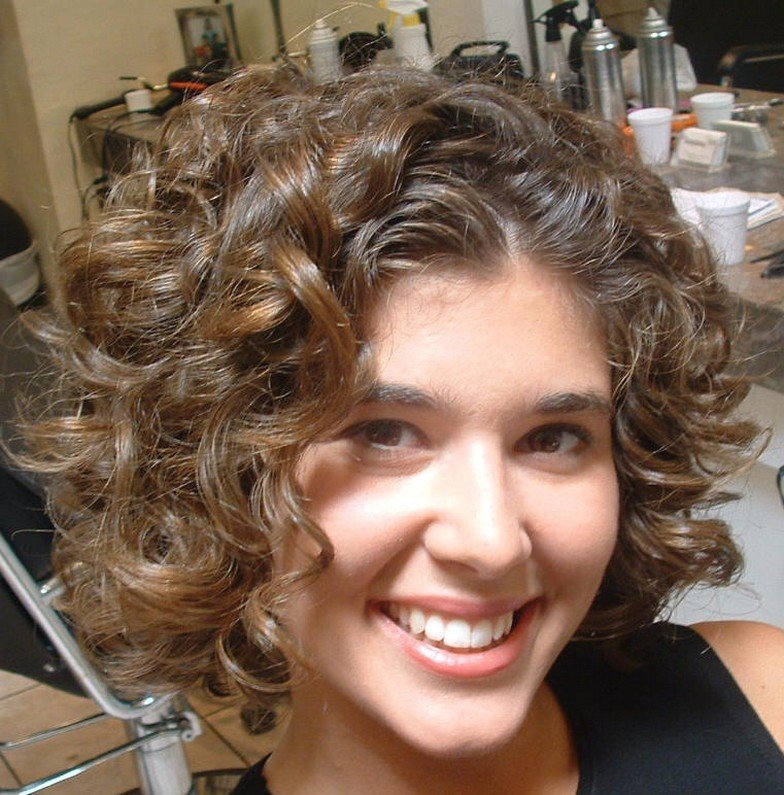Professional Short Hairstyles For Curly Hair