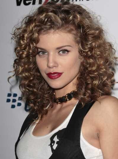 Sensational Medium Length Curly Hairstyle For Thick Hair ... (399 x 537 Pixel)