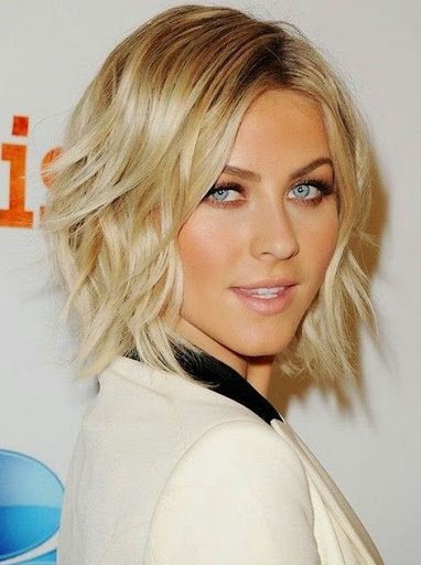 Hairstyle For Women With Blonde Hairs